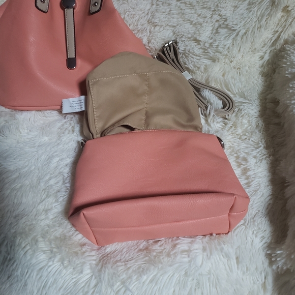 EC CBOCS VEGAN CONVERTIBLE Peach bag w makeup/accessory bag CROSSBODY OR SATCHEL - Picture 7 of 13